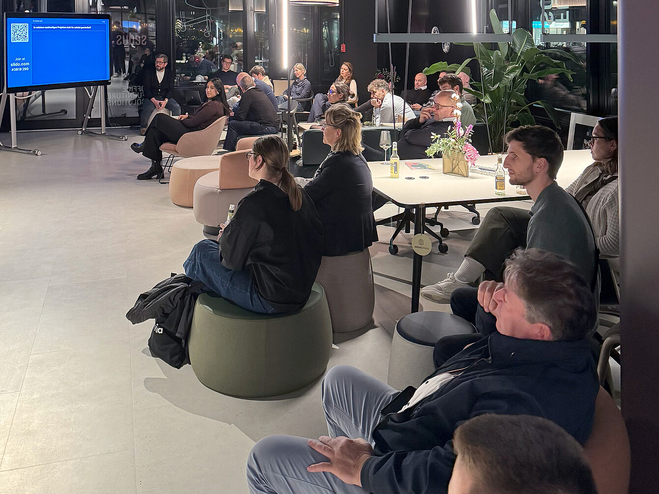 Table ronde au HUB West de Sedus (Allemagne)