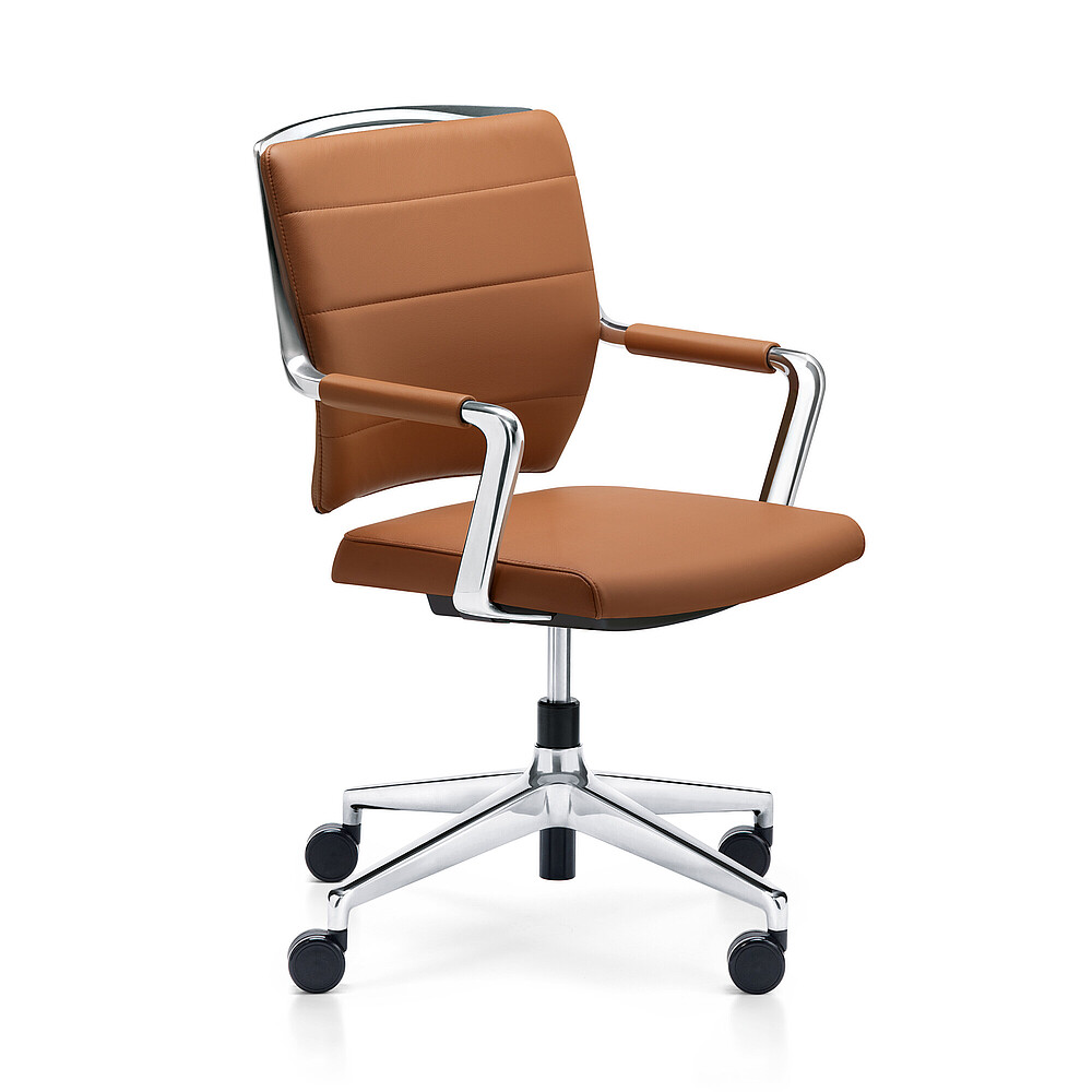 Sedus Crossline Prime office chair with brown leather seat and backrest, chrome armrests and base with casters