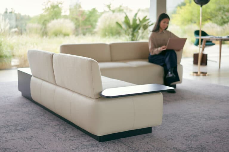 The temptation Office: soluzioni innovative per il posto di lavoro del futuro