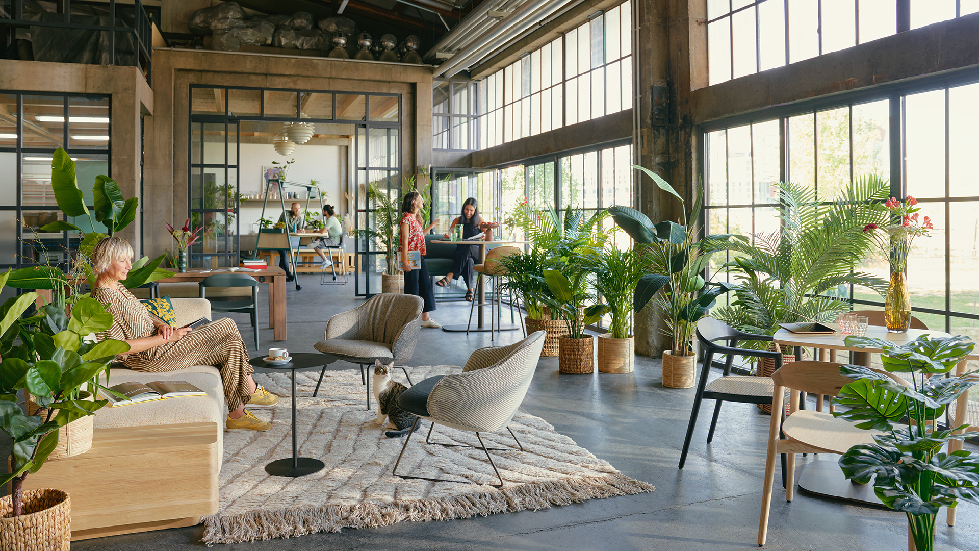 Micro-pauses, poser son attention et bouger : comment le Work Café favorise le bien-être au travail