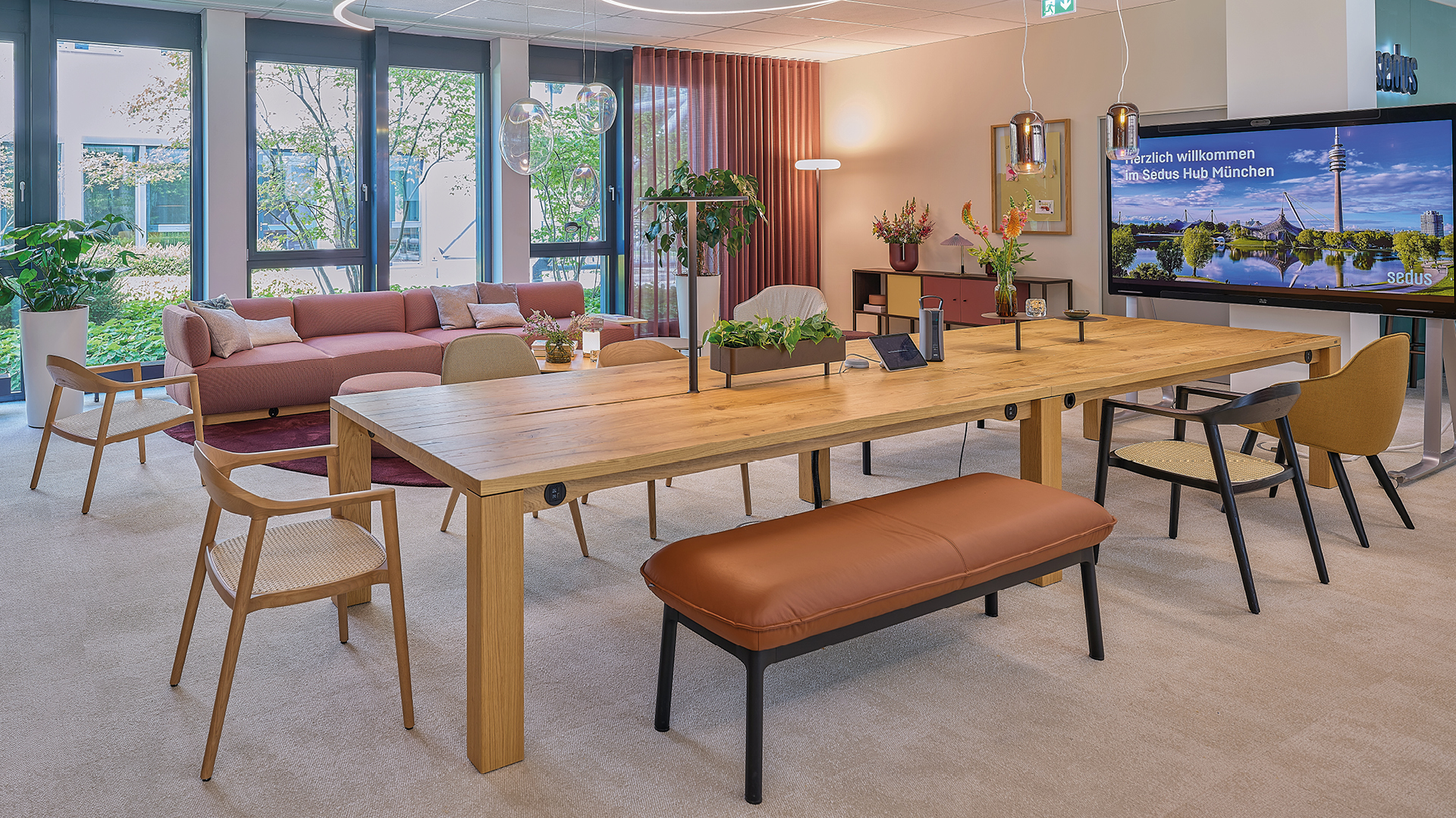 Sedus Hub Munich : un Work Café, au cœur de l’inspiration et lieu de travail moderne